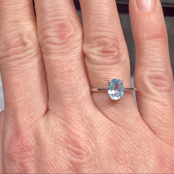 Genuine 1 Carat Aquamarine Oval Solitaire Ring ~ Dainty March Birthstone Ring - Picture 9 of 15